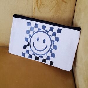 CANVAS BAG | MAKEUP BAG | TOILETRIES | WALLET